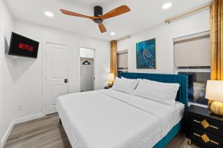 Multi-Family House in Bishop Arts for 12 Guests - 7