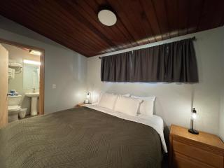 The Pioneer Motel - 4