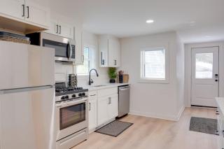 Zen Haven Lakefront Erie Home with Shore Access - 3