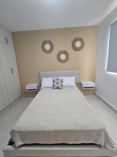 Ground floor condominium at the foot of the pool - 7