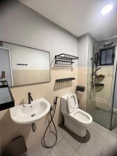 Arena KLIA - Fully Aircond by ZoomSpace - 8