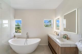 Epic 3BR , all Ensuite, On-site Diving, Pool and Spa - 4