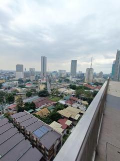 Vietnam Theme Kamuning MRT GMA 7 EDSA Veranda Pool Gym Netflix - 3