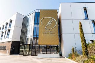 Hotel Dali Val d'Europe, Tapestry Collection by Hilton - 0