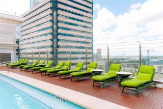 Blossom Hotel Houston, Curio Collection by Hilton - 1