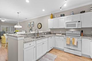 2 BR Coastal Charm Condo inside private gated Community in NMB, Sleeps 4 - 8