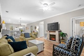 2 BR Coastal Charm Condo inside private gated Community in NMB, Sleeps 4 - 2