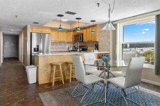 Direct Beachfront Corner Unit - Beach Place #206 - 3