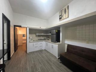 Alameda Suites & CAS - Centro Monterrey - 7