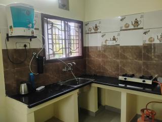 Thiruveesar Service Apartments - 4