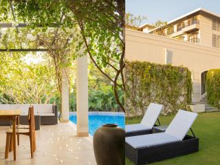 303 INAARA Boutique Holiday Home - 5