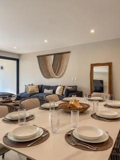 Luxury Retreat in Puerto Cancun with Rooftop Pool - 5