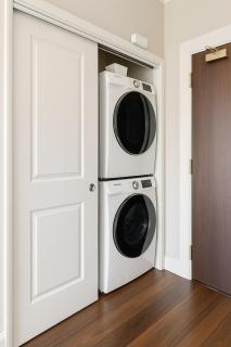 Dwntwn Luxe Suite Rock Hall, Casino, Stadiums - 1