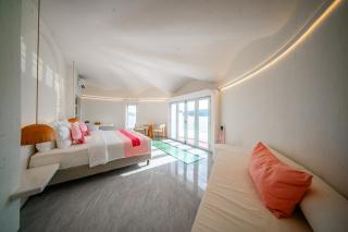 69 Resort & Beach Club by Loccal Collection, Labuan Bajo - 7