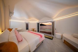 69 Resort & Beach Club by Loccal Collection, Labuan Bajo - 5