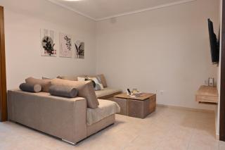 Aphrodite 's cozy house - 4