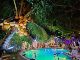 OASIS Phuket Airport - 9