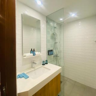 V Boutique Hotel Boracay - 3