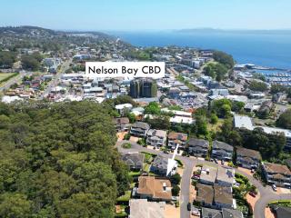 Cleopatra's Oasis at Lagoon Estate - Nelson Bay - 9