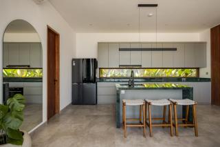 Brand new 2-bedroom ocean view villa - 2