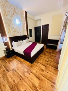 Nandan Retreat 4-Star Hotel & Luxury Villas Near Prem Mandir, Vrindavan - 7