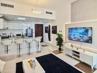 Cozy 2bd with Marina and JBR view - 2