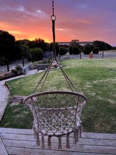 Stokes Bay Surf Shack - 1