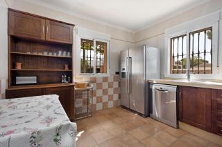 Chalet con Piscina Privada - 4
