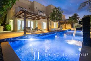 LUX The Meadows 5 Bed Villa - 0