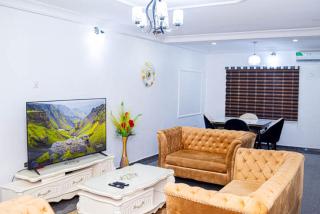 Dee & Dee HOMES - 3