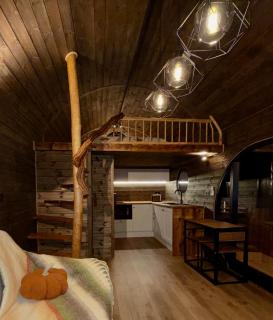 Luxury Tiny Home next to Belfry Golf Course - 2