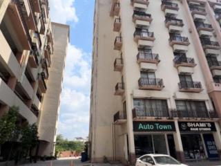 Luxury 1 BHK Family Apartment in Bahria Town, Islamabad - 2