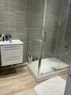 Charming 2 bedroom flat near central Edinburgh - 2