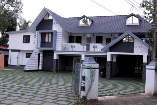 Georges Lakeview Resort - 4