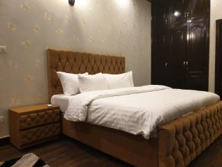 Royal Villa Islamabad - 4