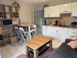 ღ Le Prieuré - Terrasse, Parking, Jardin et Wi-Fi - 5