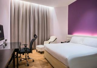 Furama City Centre - 8