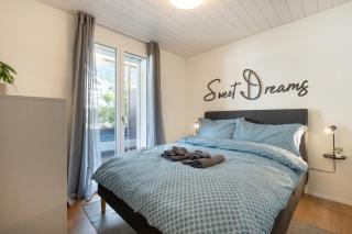 Scenic Apartment with Balcony View & Free Parking - 8