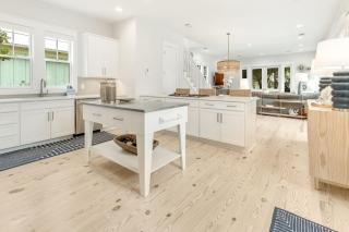 Coastal Corner Cottage - 3