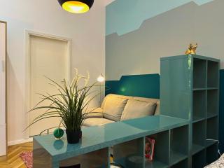 Cozy Central Home - 6