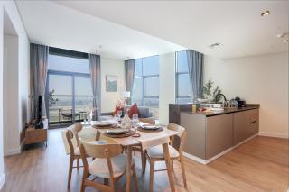 Chic 1B by Dubai Canal Marasi Drive with Pool, Gym - 8