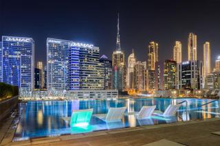 Chic 1B by Dubai Canal Marasi Drive with Pool, Gym - 9