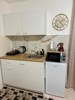 Isabel House - 6