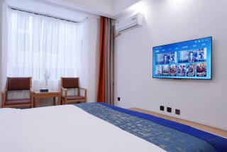 Lingli Home Hotel - 1