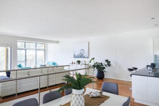 The Tides Beach House - 2