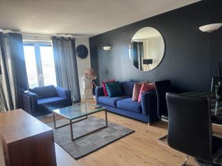 LIME 2 Bedroom APARTMENT - 8