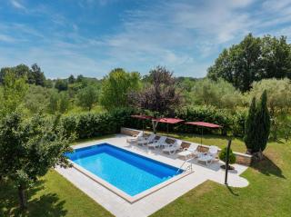 Villa Stori Grod by 22Estates - 6