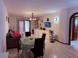 Lovely Los Cris Apartment - 3