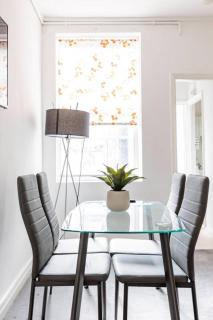 City Living, 2-Bed Flat in the Heart of Soho - 5