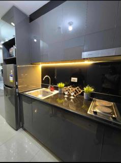 Sakura Suite at Shore 2 - 8